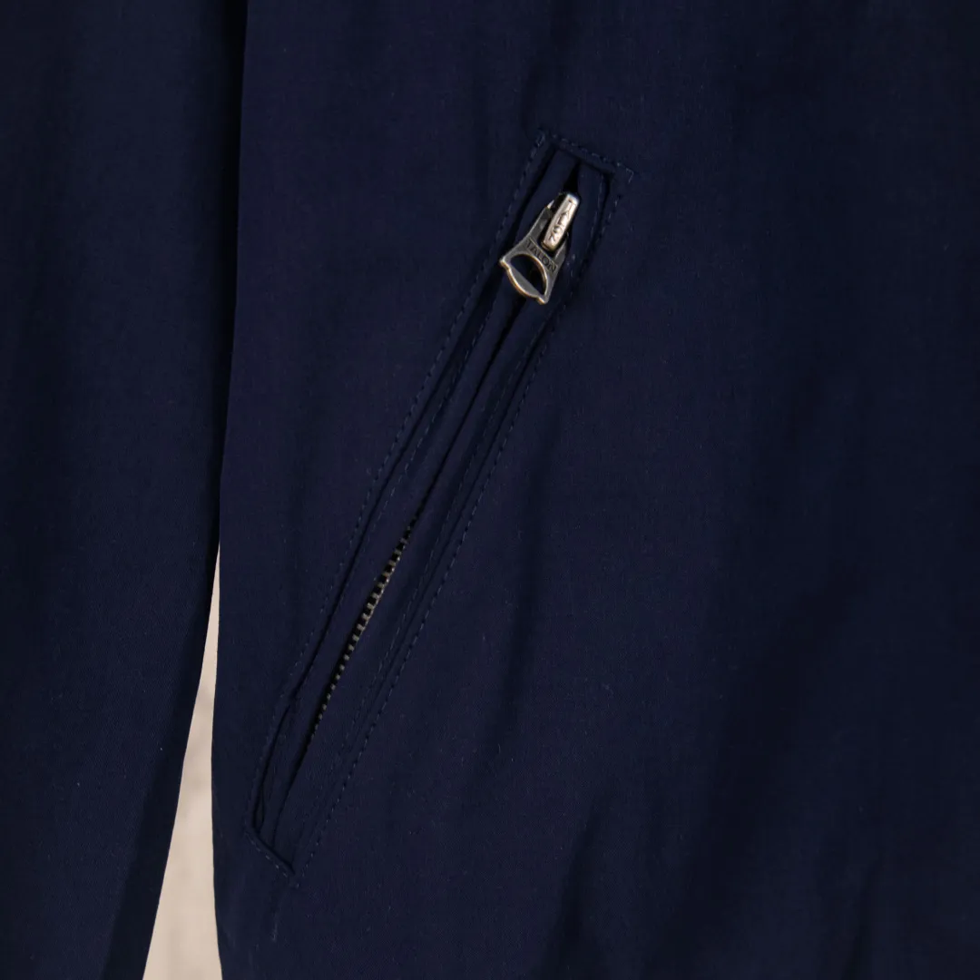 P340 zp version [exclusive supply] - Ralph Lauren/Ralph Lauren solid color logo embroidered cotton soft shell fabric hooded assault jacket - the face is the same as the original version 32 high count plain super soft carbon grinding ✅ - brand POLO three zippers, customized back collar webbing, dark and light two-color oil edge leather strips ✅ - Ralph Lauren/Ralph Lauren classic men's and women's same style pilot zipper hooded jacket assault jacket, casually wear it with an elegant and fashionable style, with a retro relaxed feel The hood and zipper elements add to the casual casualness. The paper man effect on the upper body is perfect for both sports and casual styles. ✅ Color: Navy Khaki Size: S M L XL Number: WW10753